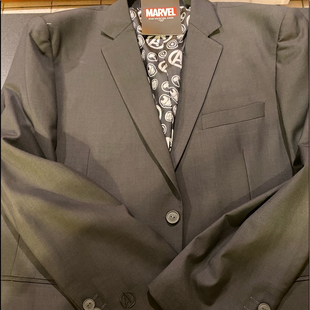 NEW MENS MARVEL AVENGERS SUIT COAT JACKET 48R